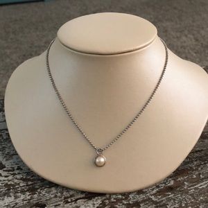 Cultured pearl sterling silver 6mm pendant.